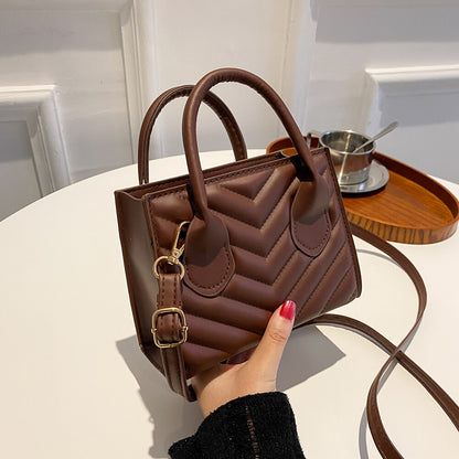 Stylish Female Embroidery PU Leather Messenger Bag Ladies Shoulder Bags Small Flap Zipper Mini Top-Handbag for Women Travel