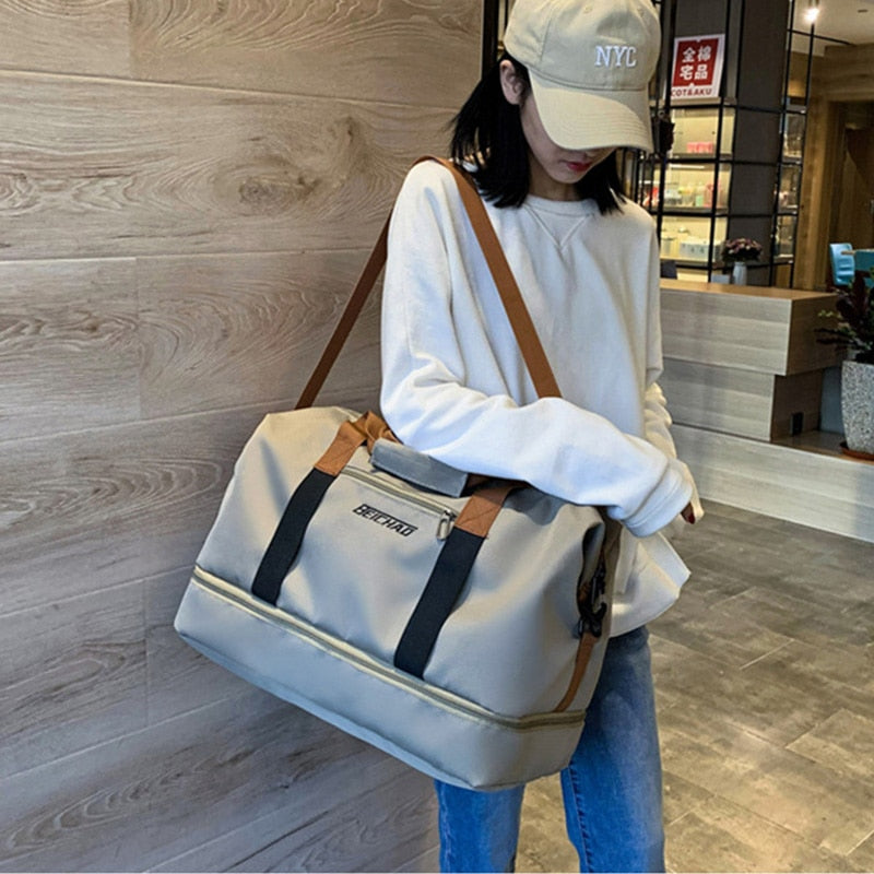 Fashion Travel Bags For Women Large Capacity Men&#39;s Sports bag Waterproof Weekend Sac Voyage Female Messenger Bag Dry And Wet