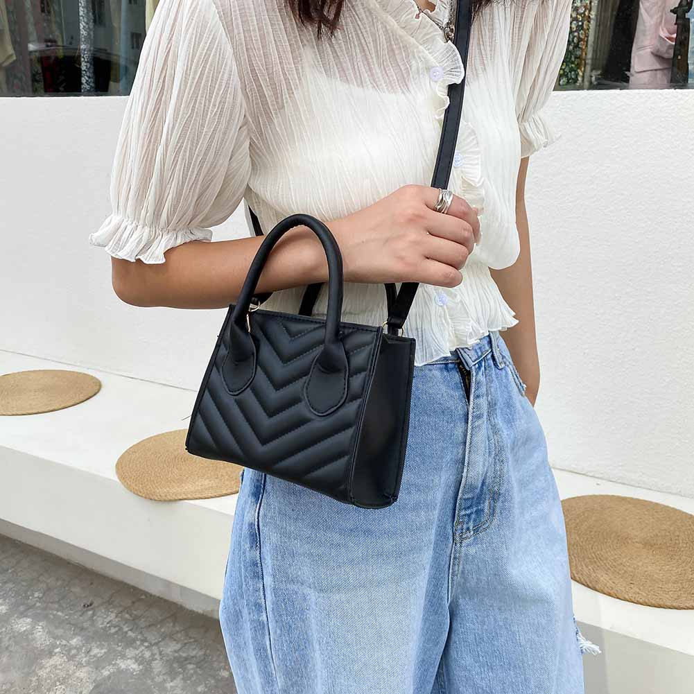 Stylish Female Embroidery PU Leather Messenger Bag Ladies Shoulder Bags Small Flap Zipper Mini Top-Handbag for Women Travel