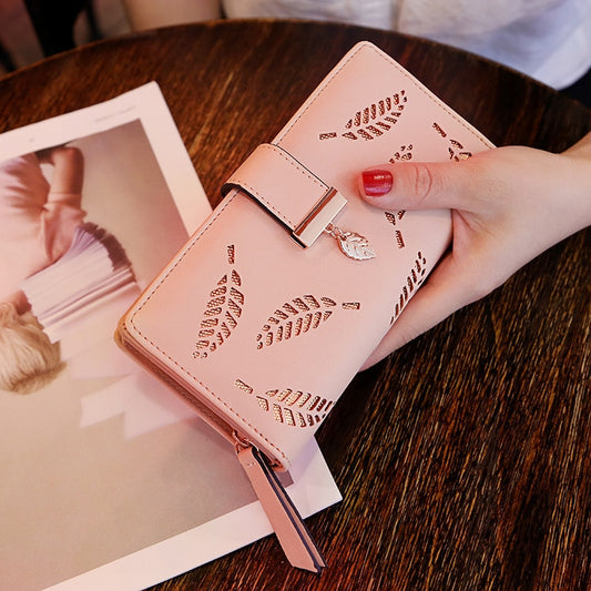 Women Wallet Pu Leather Purse Female Long Wallet Gold Hollow Leaves Pouch Handbag for Women Coin Purse Card Holders Clutch