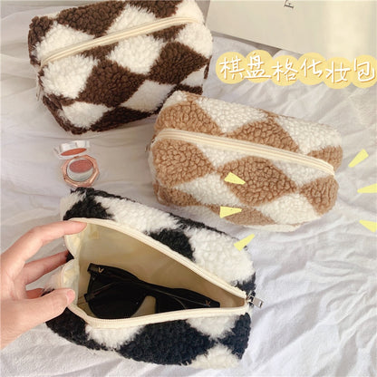 1 Pc Women Soft Plush Makeup Bag Zipper Checkerboard Cosmetic Lipstick Organizer Travel Females Toiletry Make Up Storage Pouch