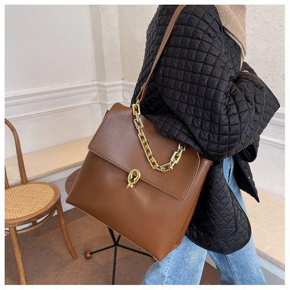 Women Backpack Pu Leather Fashion Chain Female hand bag Travel girls Backpacks ladies Shoulder Bags Mochilas bagpack black Daypa