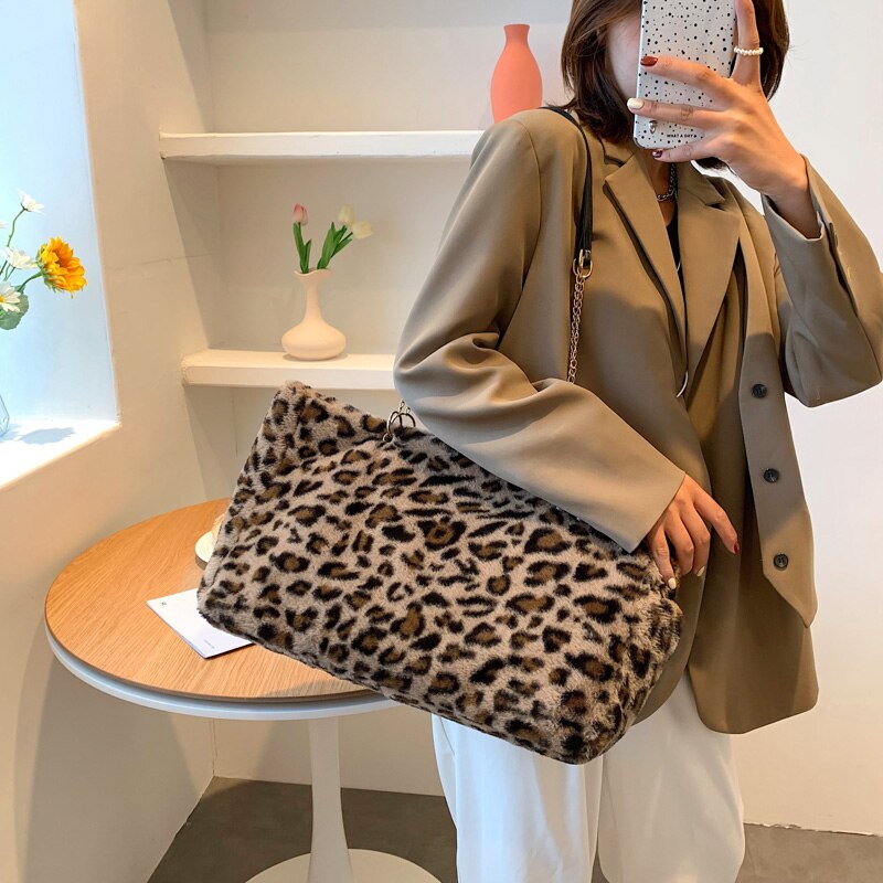 Leopard Plush Tote Bags For Women High Capacity Soft Fluffy Bag Korean Fashion Furry Handbag Big Chain Fur Shoulder Bag Sac