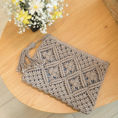 Women&#39;s Bohemian Style Straw Woven Day Clutches Bags Fashionable Simple Tassel Causal Handbag Vintage Beach Bag For Women Girl