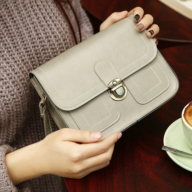 New Korean Version The Small Square Women Bag Fashion Handbags Retro Shoulder Bag Messenger Bag Mobile Phone Bag