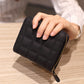 Geestock Fashion Organ Card Holder Wallets for Women Lingge Short    Purse Simple Generous Ladies Zipper Wallet Credit Holders