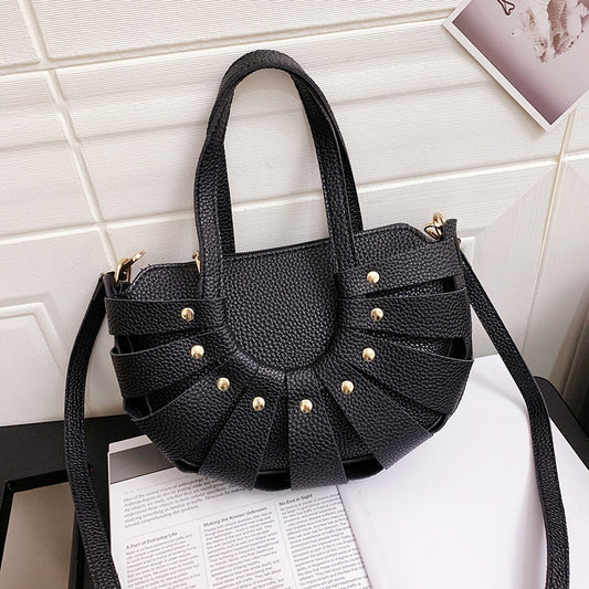 Retro Hollow Out Handbag Designer Half Moon Shoulder Bag For Women  Rivet Crossbody Bag Pu Leather Big Travel Tote Luxury Purse