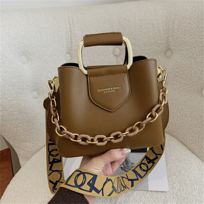 Luxury Women Leather Small Totes Bag Cute Short Handle Shoulder Bags for Women Designer Trend Chain Crossbody Bag Brand Handbags