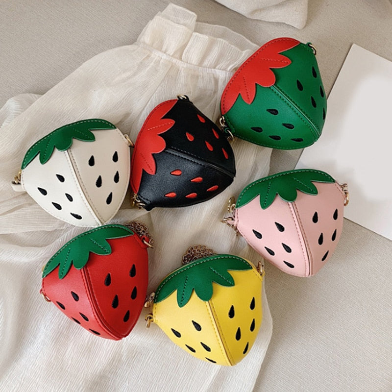 Women Bag Creative Cute Little Strawberry Shape Crossbody Bag Small Women Shoulder Bag Phone Pouch