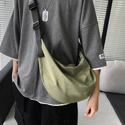 Men&#39;s and women&#39;s shoulder bag leisure student bag high quality Oxford women&#39;s crossbody bag waterproof outdoor fitness bag