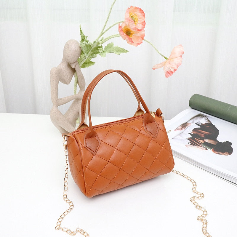 Fashion Lingge Embroidery Crossbody Small Square Bag New Hand Bag Women&#39;s Korean Fashion Niche Single Shoulder Messenger Bag