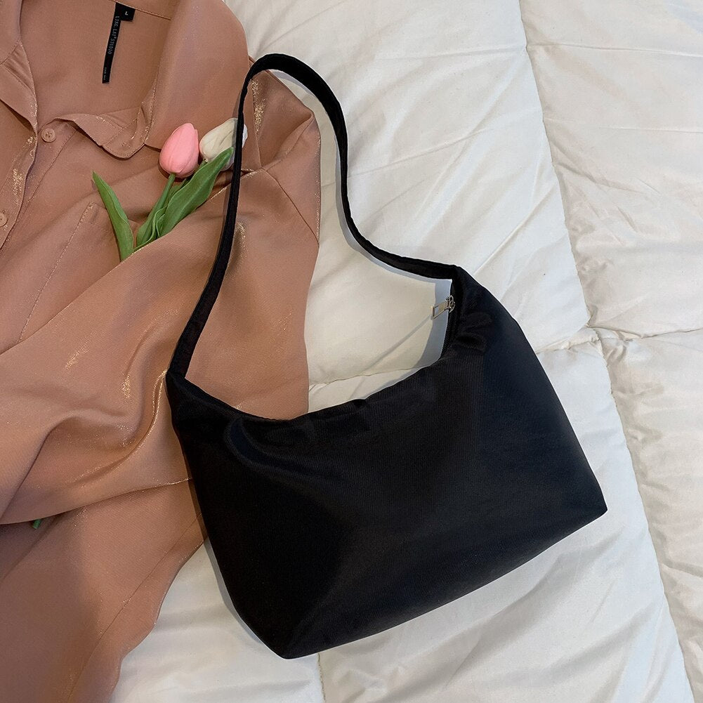 Solid Color Small Messenger Bag for Women Female Totes Handbag Streetwear Lady Casual Nylon Zipper Shoulder Bags
