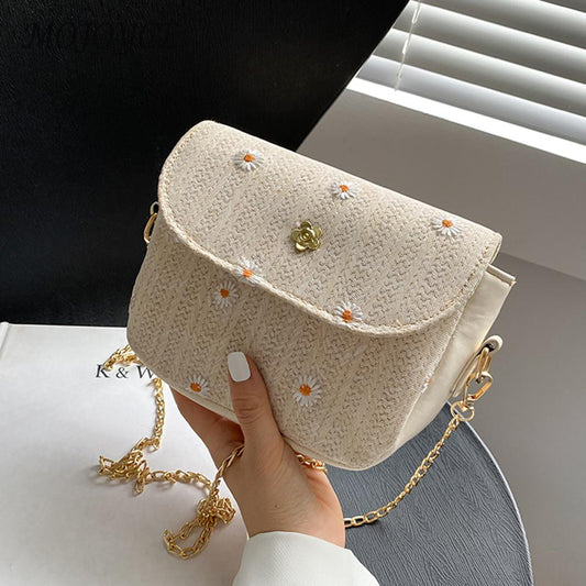 Female Summer Bags Ladies Handmade Retro Women Daisy Flower Woven Messenger Bag Ladies Beach Chain Small Handbags