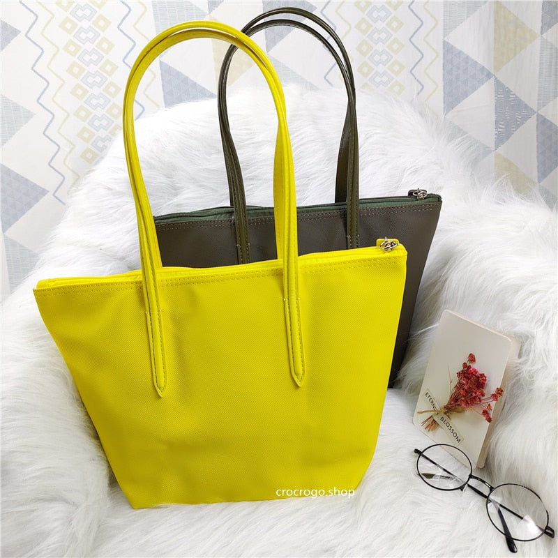 Women&#39;s Large Capacity Zipper Shopping Travel Tote Bag Fashion Casual Waterproof PVC Mobile Phone Change Shoulder Bag