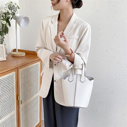 JV27 Fashion Luxury Versatile Niche Messenger Bag Commuter Shoulder Bag Retro Temperament Small Square Bag Women&#39;s Fashion Bag