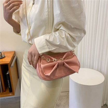 Women&#39;s Vintage Bow Crossbody Bag PU Leather Underarm Bag Fashion Retro Simple Small Messenger Chain Bag Purses Handbags