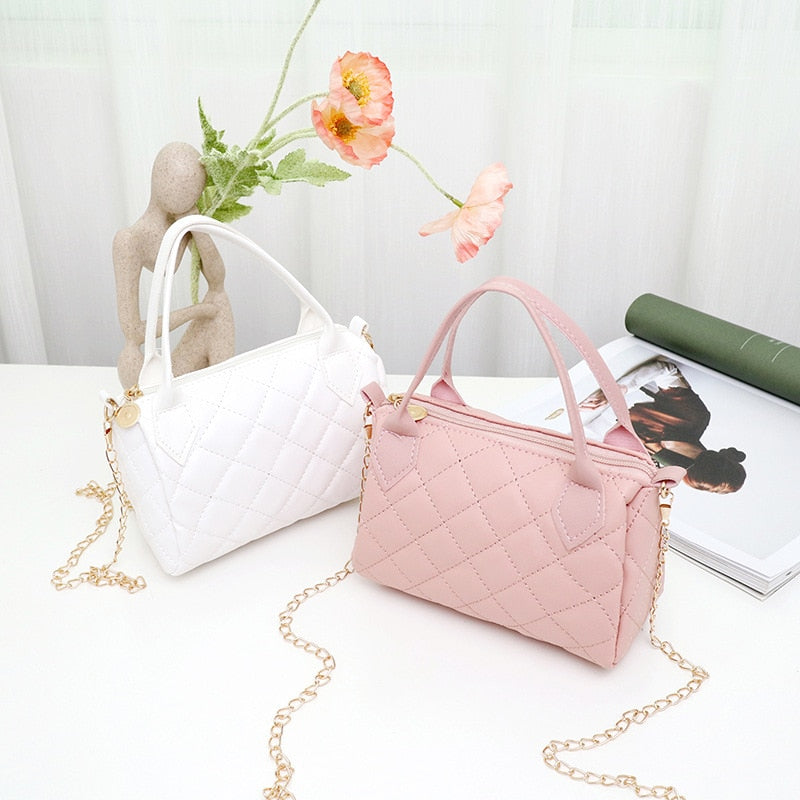 Fashion Lingge Embroidery Crossbody Small Square Bag New Hand Bag Women&#39;s Korean Fashion Niche Single Shoulder Messenger Bag