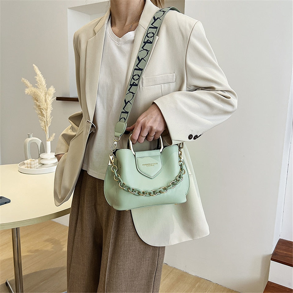 Luxury Women Leather Small Totes Bag Cute Short Handle Shoulder Bags for Women Designer Trend Chain Crossbody Bag Brand Handbags