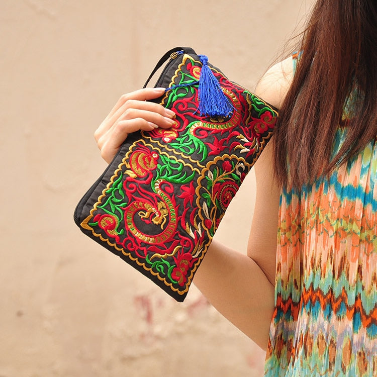 Women Ethnic National Retro Butterfly Flower Bags Handbag Coin Purse Embroidered Lady Clutch Tassel Small Flap Summer Sale
