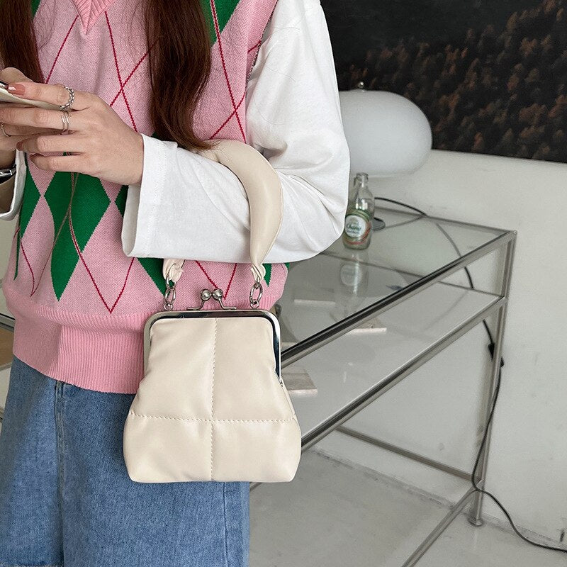 Fashion Shell Clip Women Shouder Bags Designer Handbags and purse Luxury Pu Leather Chains Crossbody Bag Small Lady phone Wallet