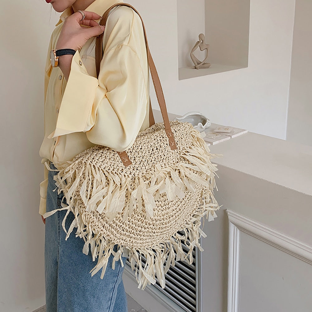 Shoulder Bags Semicircle Casual Woven Handbags Shoulder Bag Women Female Summer Rattan Handmade Tassel Handbag
