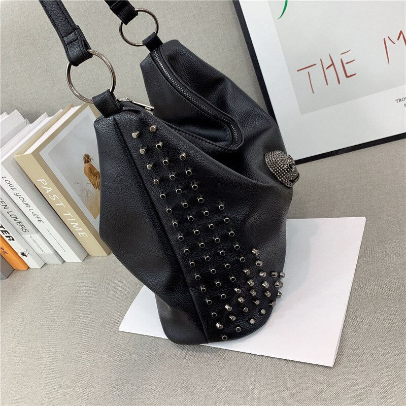 Punk Style Bags For Women Skull Design Handbags Female Rivet Prints Shoulder Flap Lady Luxury Brand Crossbody Purses New Fashion