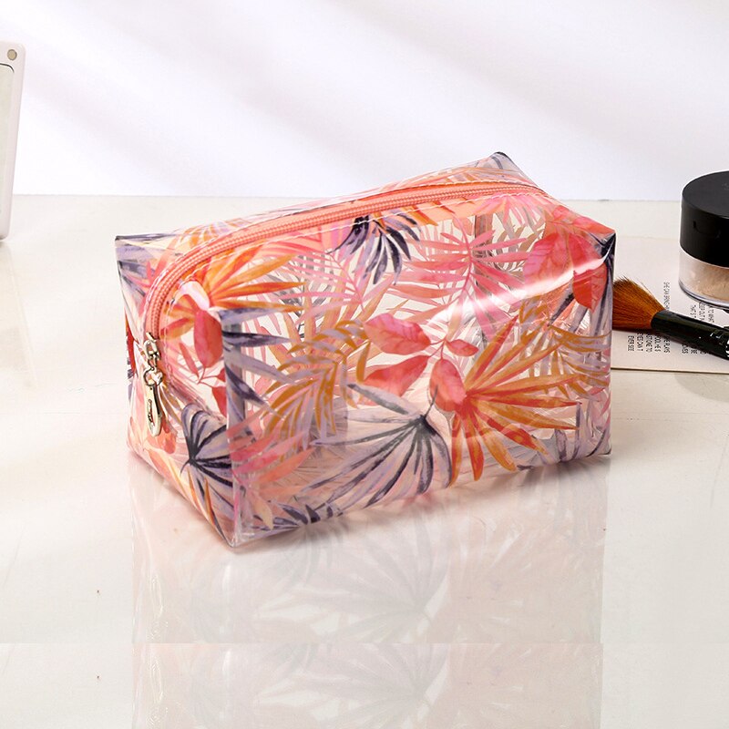 Portable Zipper Travel Cosmetic Bag Strawberry Printing Lip Small Cosmetics Beauty MakeUp Storage Case Travel Wash Pouch