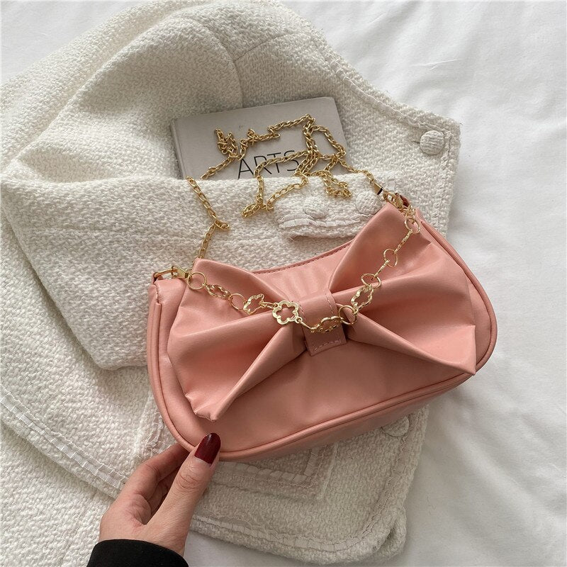 Women&#39;s Vintage Bow Crossbody Bag PU Leather Underarm Bag Fashion Retro Simple Small Messenger Chain Bag Purses Handbags