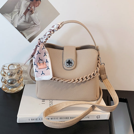 Genuine Brand Women&#39;s Shoulder Bags High Quality Leather Large Capacity Lock Bucket Bag Ladies Designer Chain Crossbody Handbags