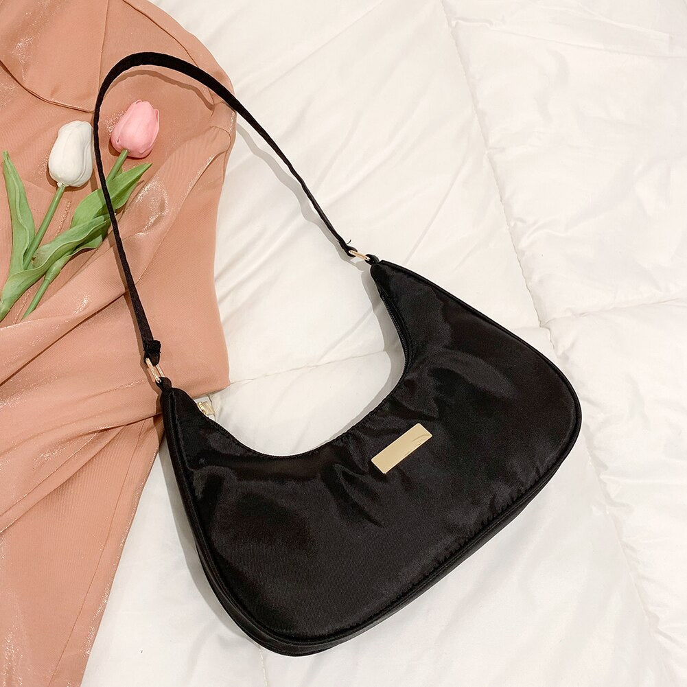 Women Nylon Solid Color Shoulder Bag Zipper Small Crescent Messenger Handbags Luxury Designer Handbag Retro Ladies Shoulder Bags