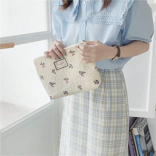 Women Little Floral Cosmetic Bag Girls Kawaii Rose Flower Makeup Toiletries Beauty Case Organizer Pouch Female France Handbag