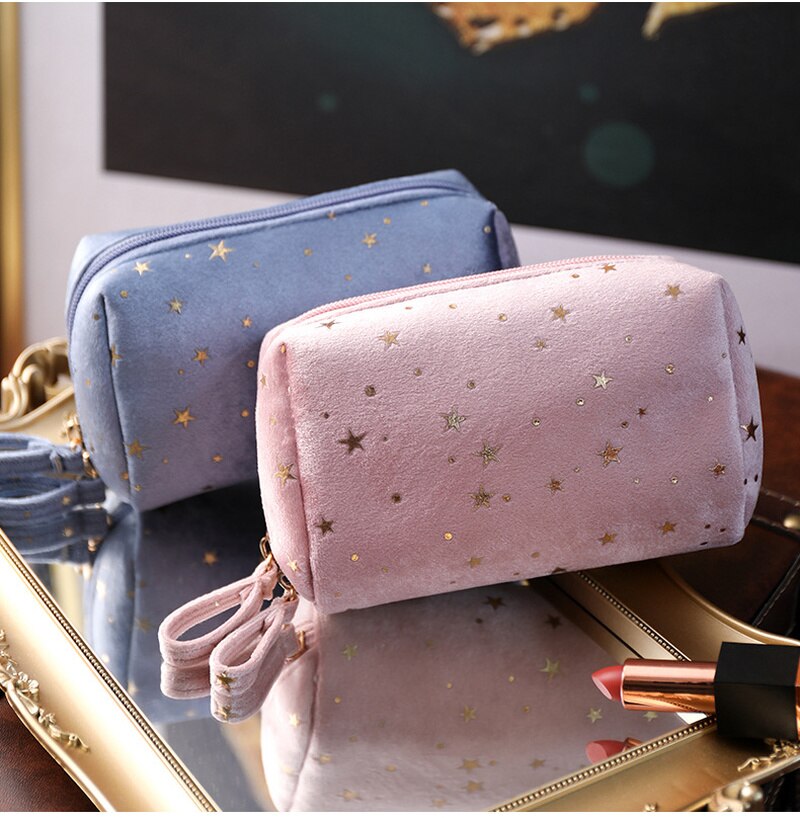 New Velvet Cosmetic Bag Portable Flannel Star Clutch Simple Carry-on Change Lipstick Storage Bag Women&#39;s Essential Cosmetic Bag